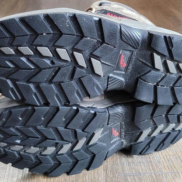 Mens 12 Red Wing waterproof boots - Picture 3 of 5